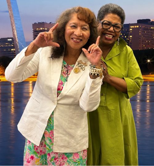 Lisl and Judy Alumna
